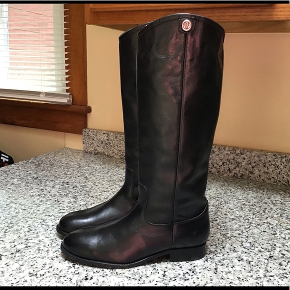 Frye Melissa Button 2 Boots(SOLD) - Picture 3 of 6